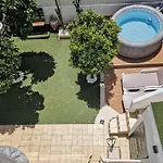 Villa Casa Bacalhau - - Jacuzzi - By Bedzy *