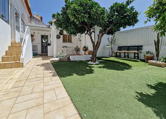 Casa Bacalhau - - Jacuzzi - By Bedzy