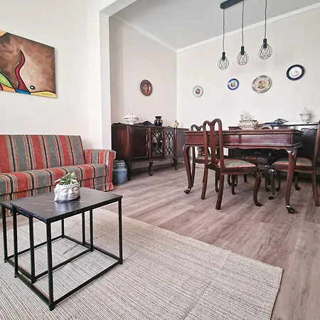 Casa Bacalhau - - Jacuzzi - By Bedzy * Tunes