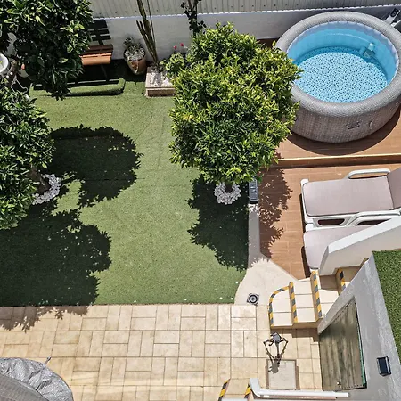 빌라 Casa Bacalhau - - Jacuzzi - By Bedzy *