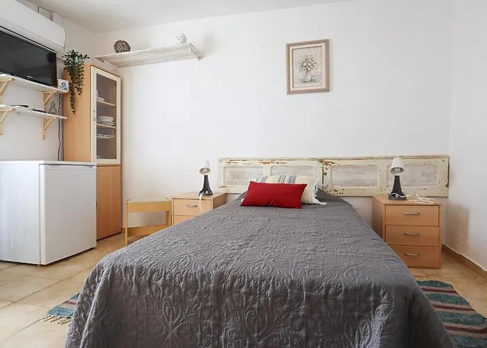 Casa Bacalhau - - Jacuzzi - By Bedzy Willa Tunes