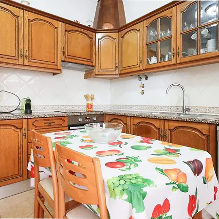 Casa Bacalhau - - Jacuzzi - By Bedzy Villa